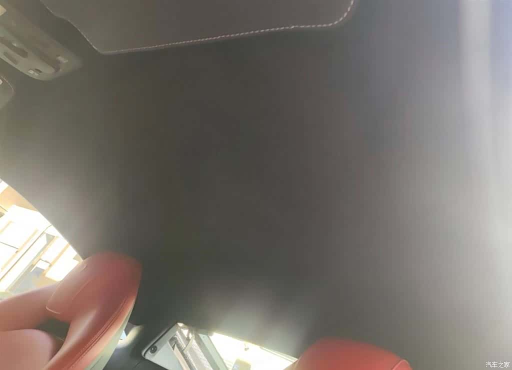 Ferrari 488, 2016 14