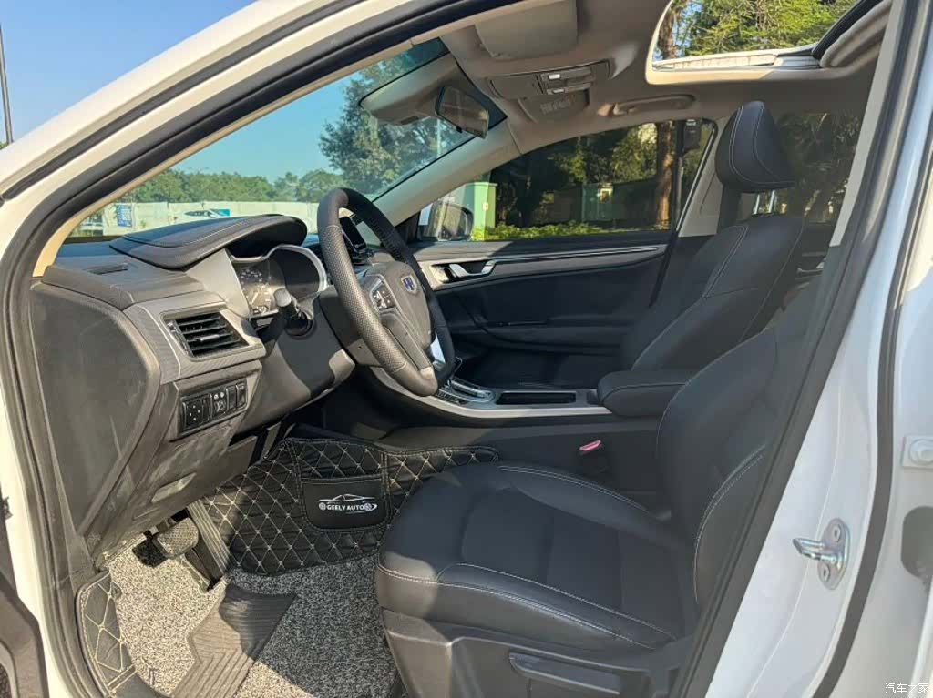 Geely Emgrand, 2018 4