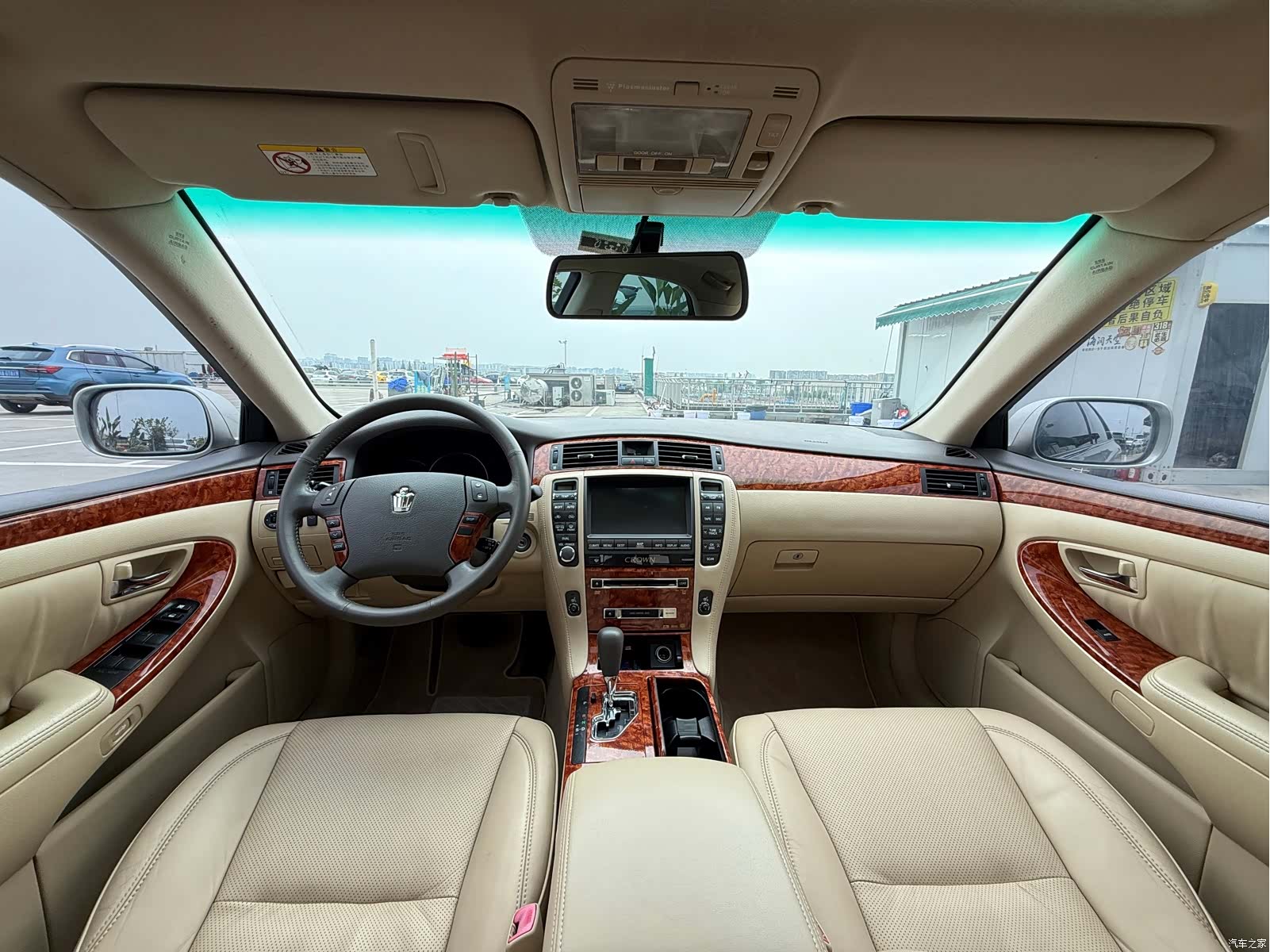 Toyota Crown, 2009 11