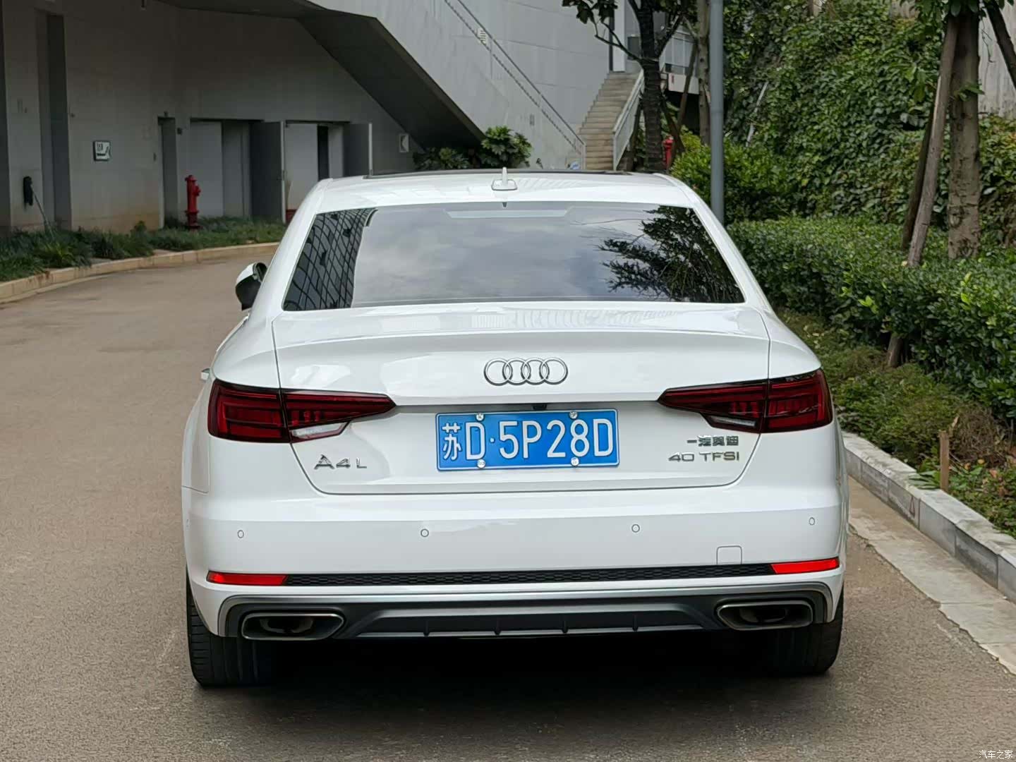 Audi A4L, 2019 8