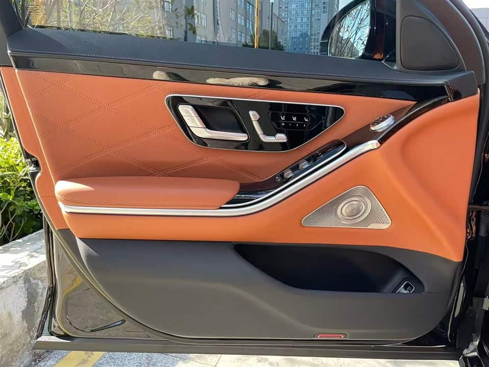 Mercedes-Benz Maybach S-class