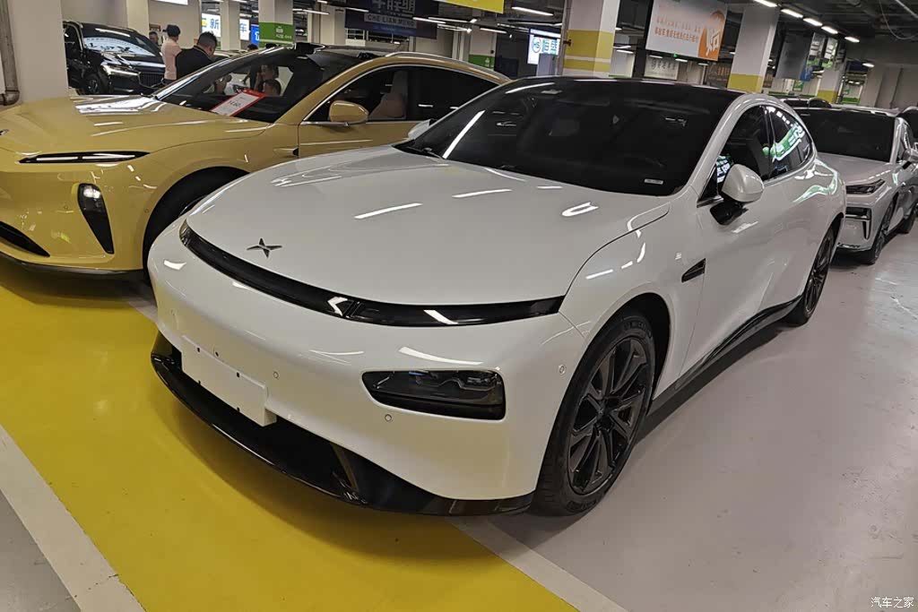 Xpeng P7, 2022 1
