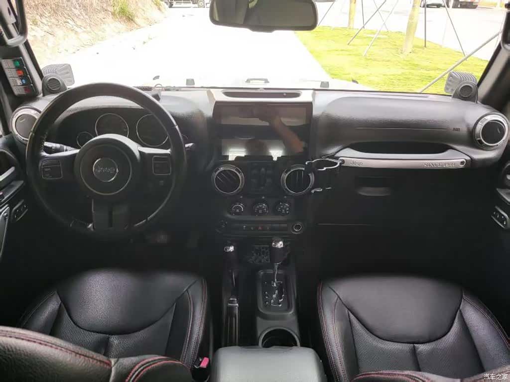 Jeep Wrangler, 2015 9