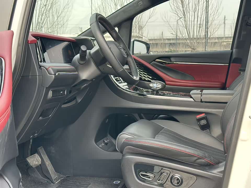 Trumpchi Trumpchi M8