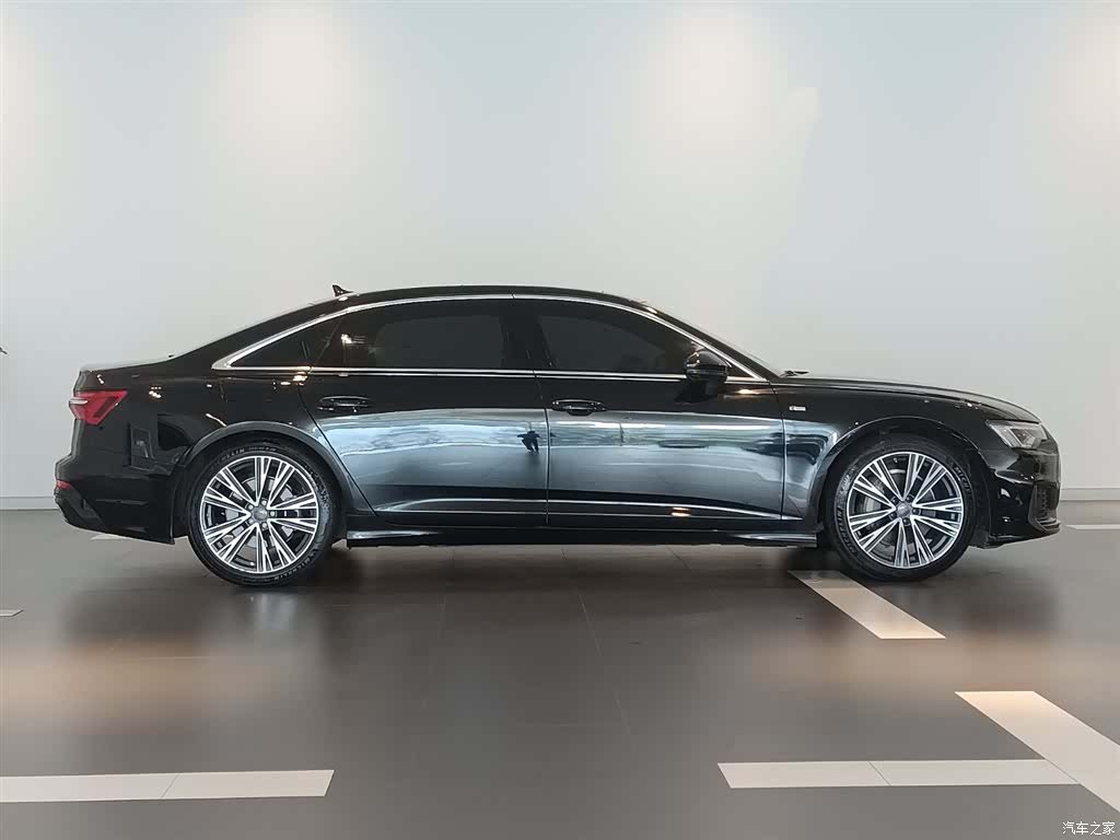 Audi A6L, 2021 3