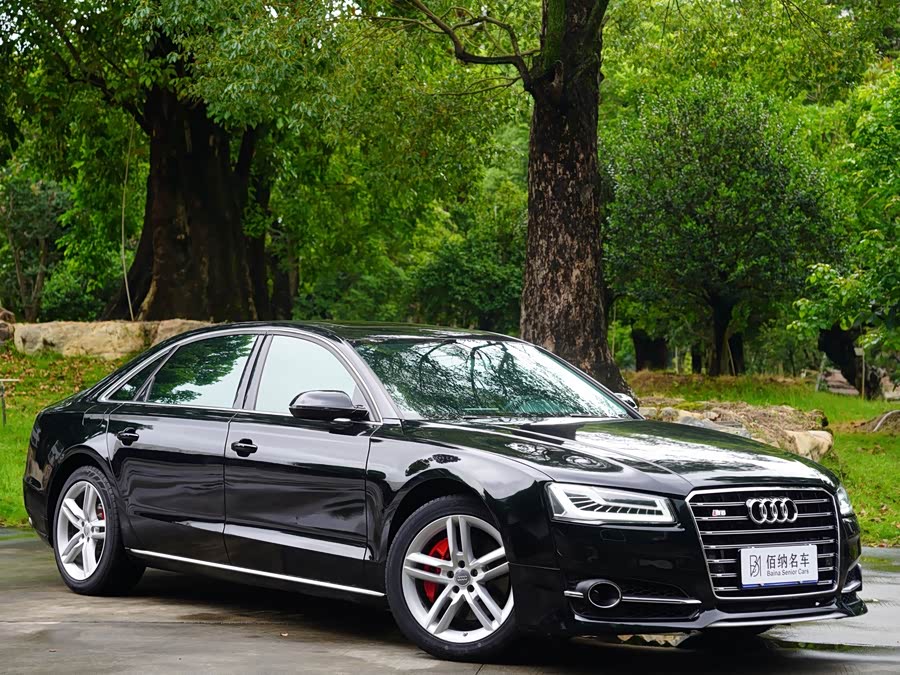 Audi A8 2011, фото 4
