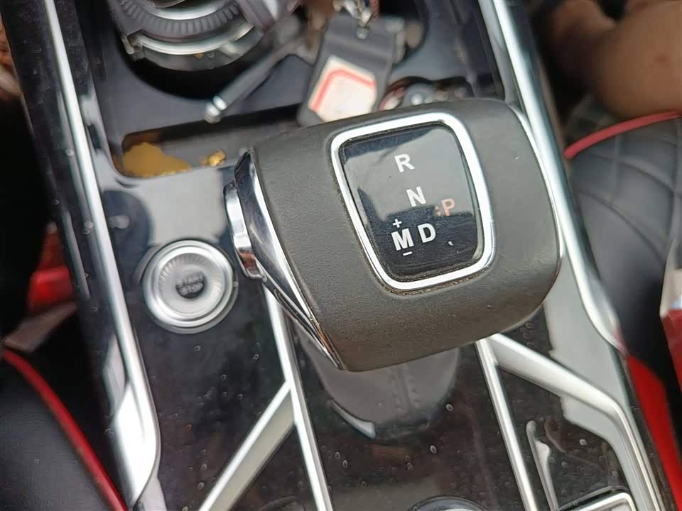 Hongqi HS5 Hongqi HS5