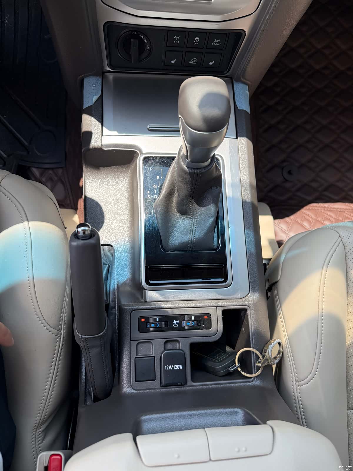 Toyota Prado, 2024 11