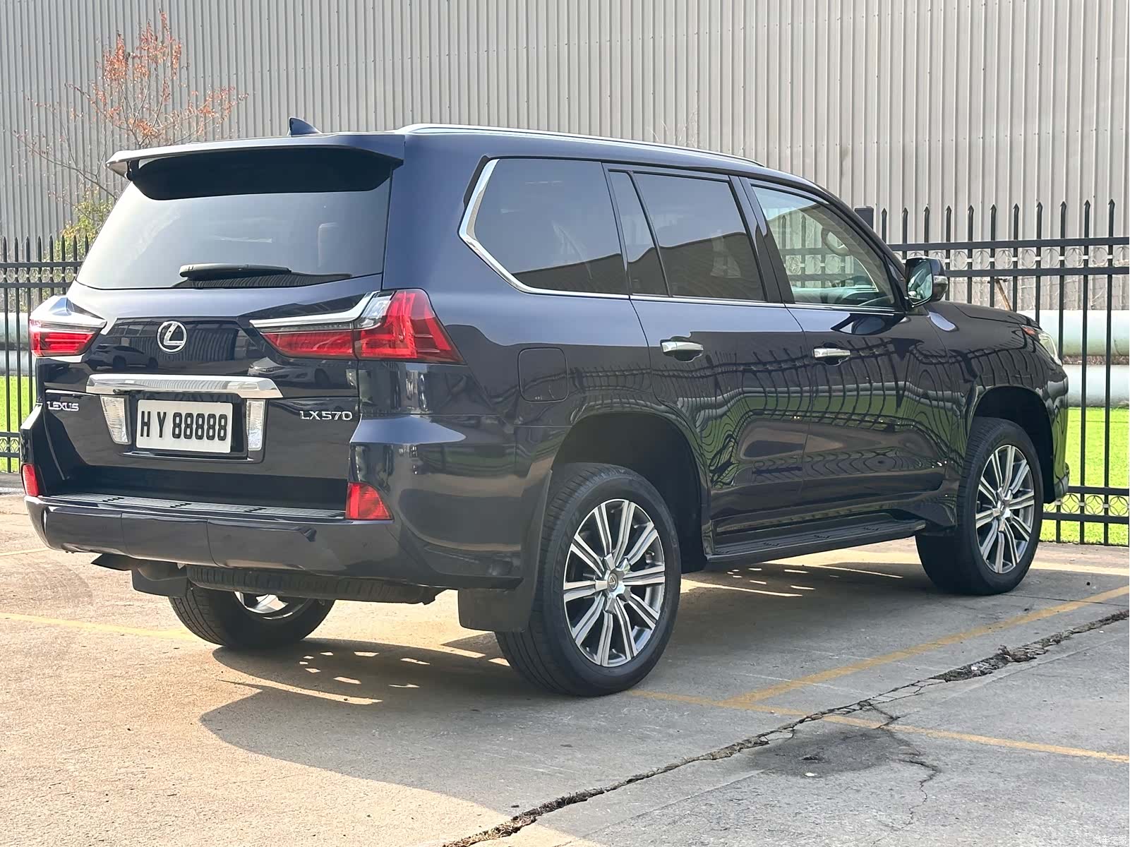 Lexus LX, 2016 все фото