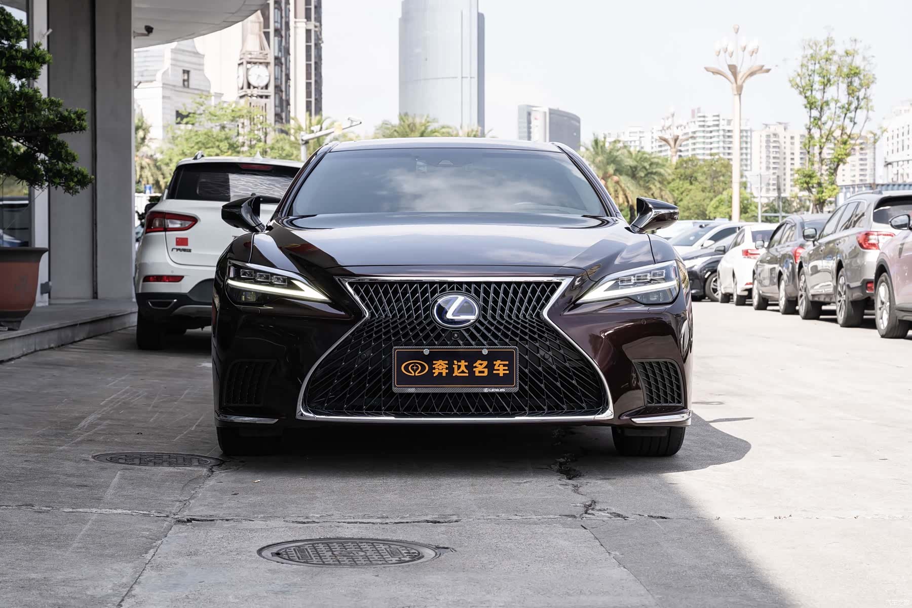 Lexus LS, 2022 2