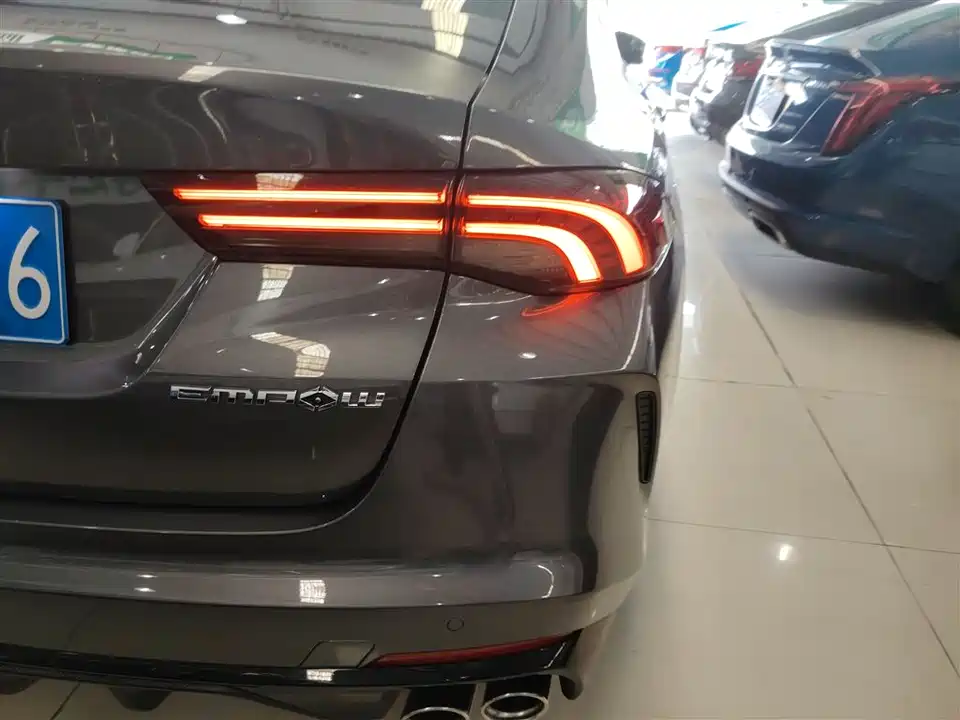 Trumpchi Shadow Leopard