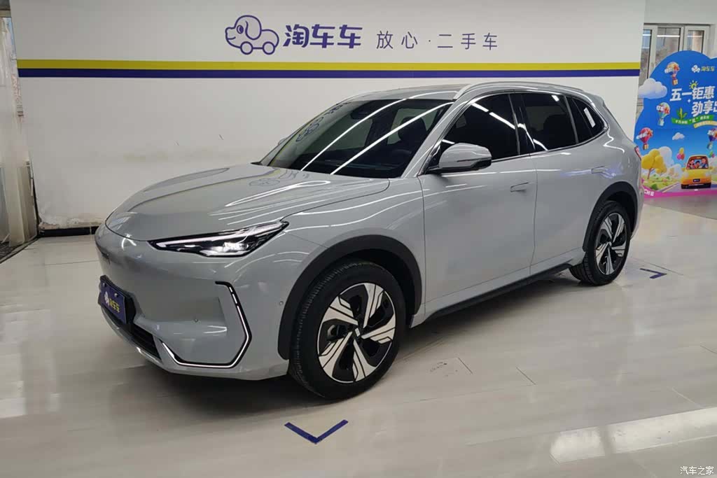 Geely Galaxy E5, 2024 1