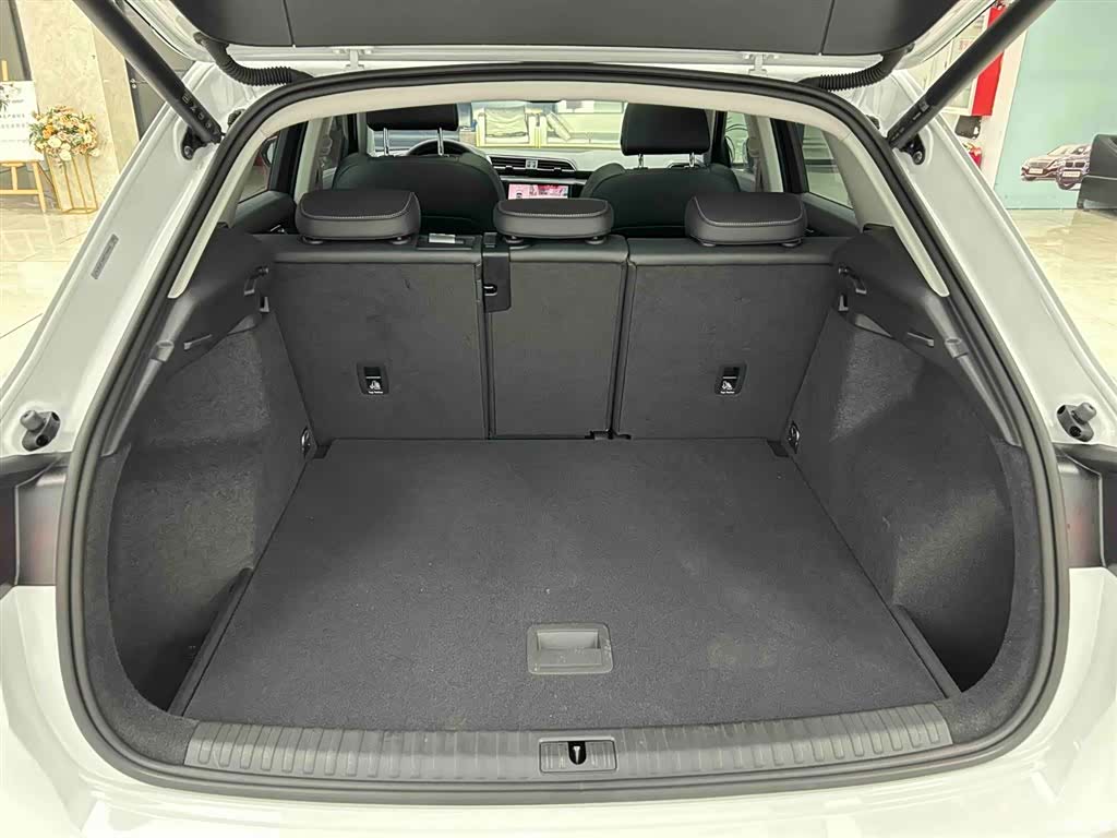 Audi Q3, 2022 16