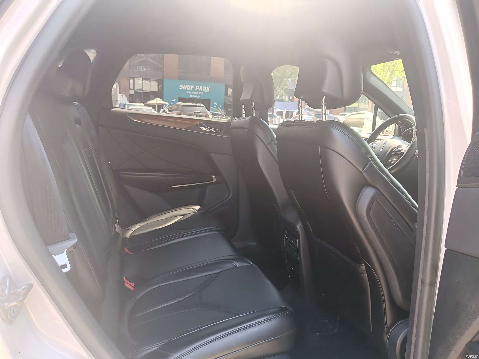 Lincoln MKC, 2017 29