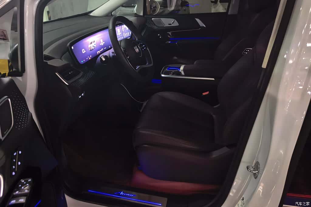 Buick Century, 2023 9
