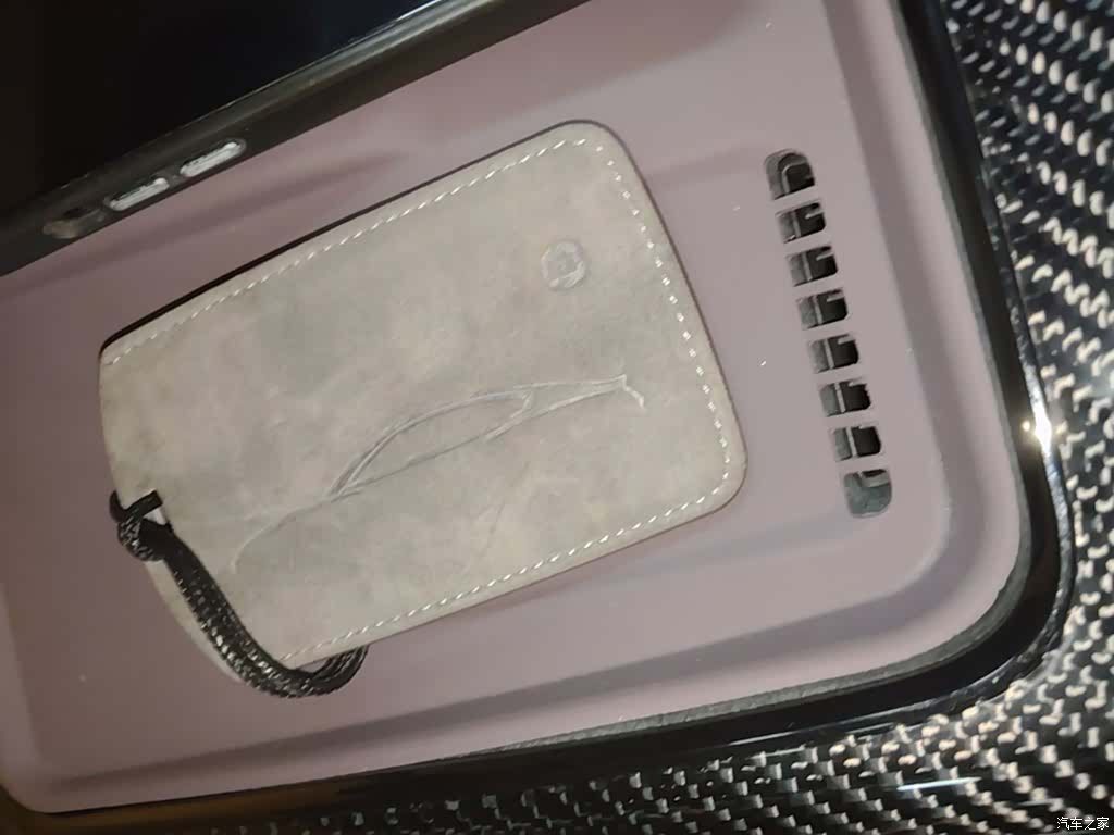 Xiaomi SU7, 2025 17