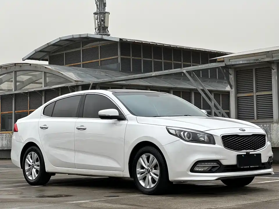 Kia K4