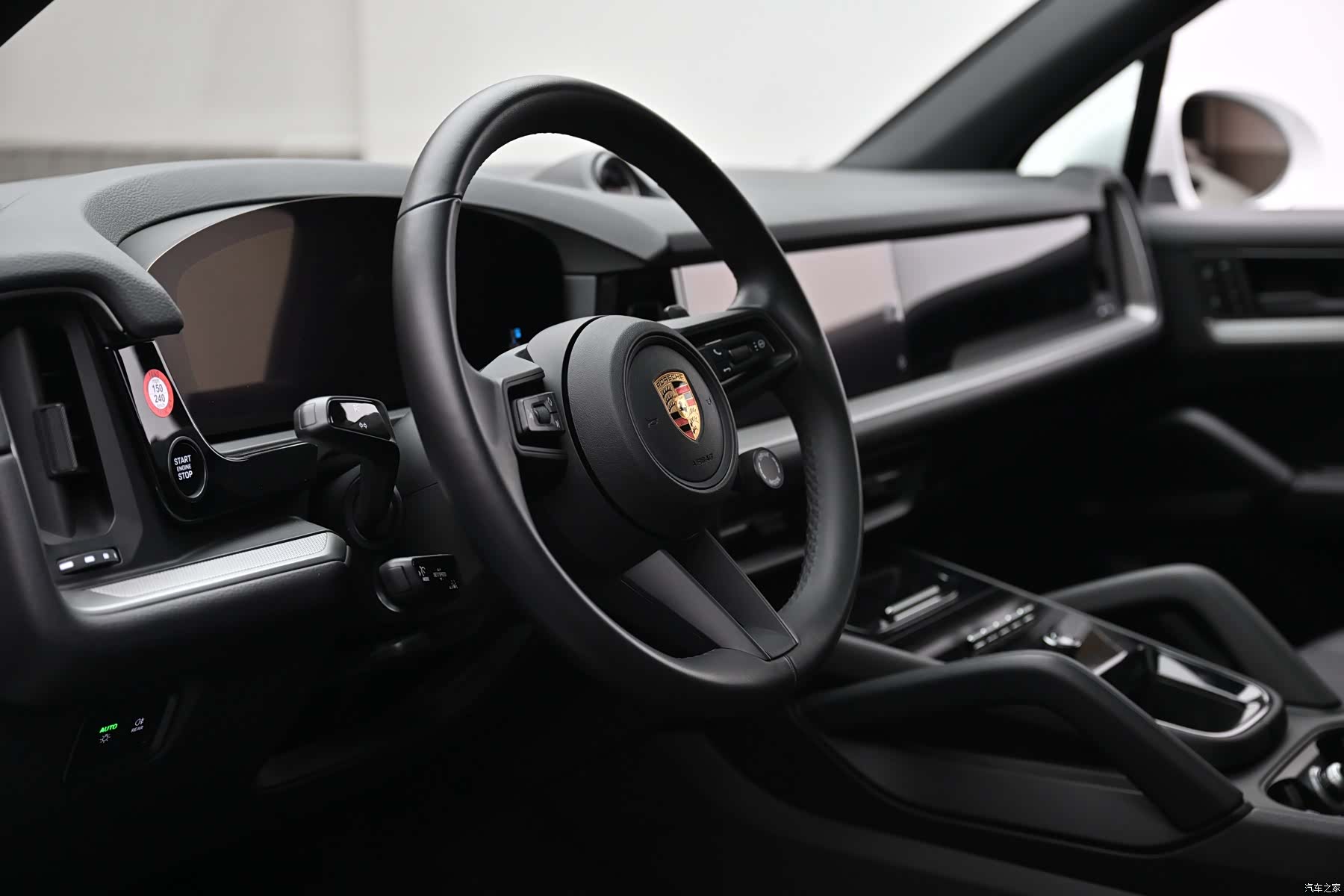 Porsche Cayenne, 2024 14