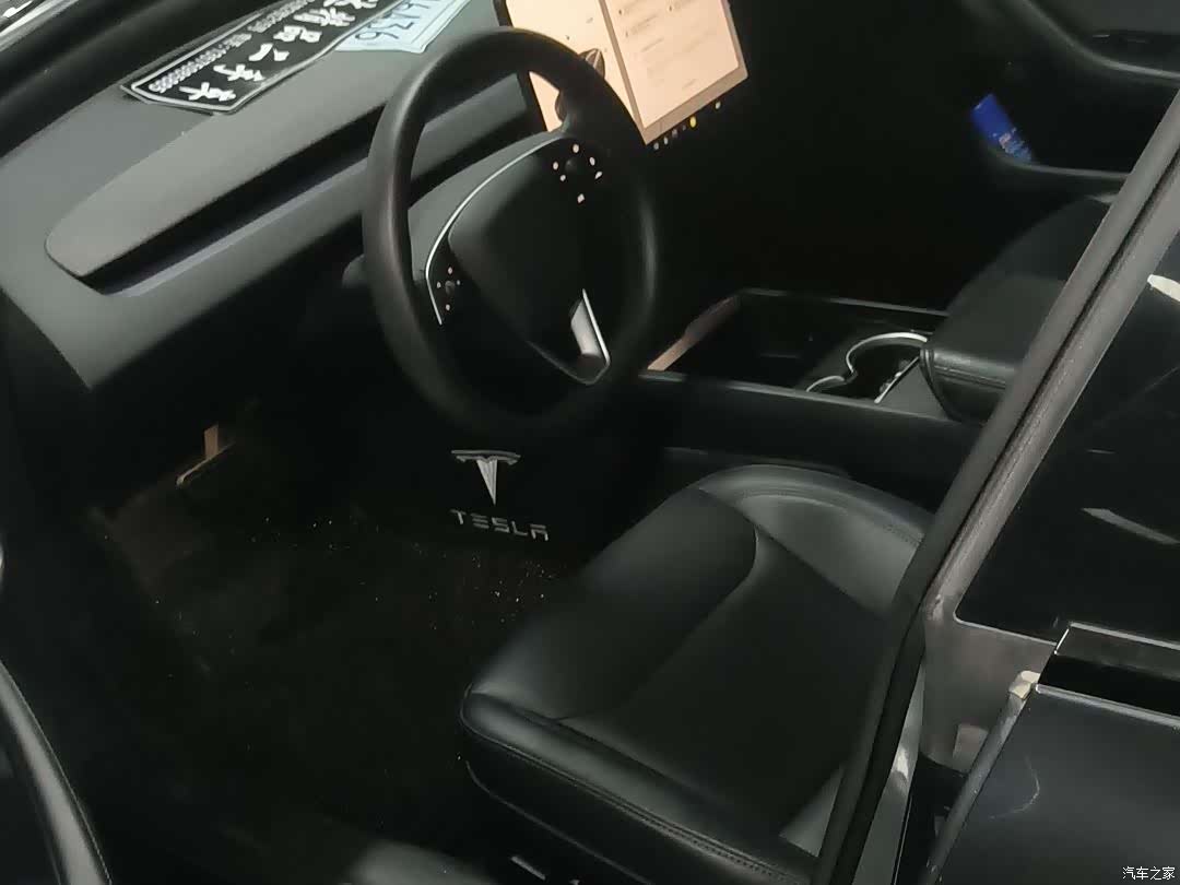 Tesla Model 3, 2024 22