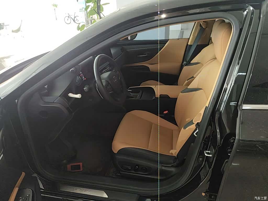 Lexus ES, 2023 11