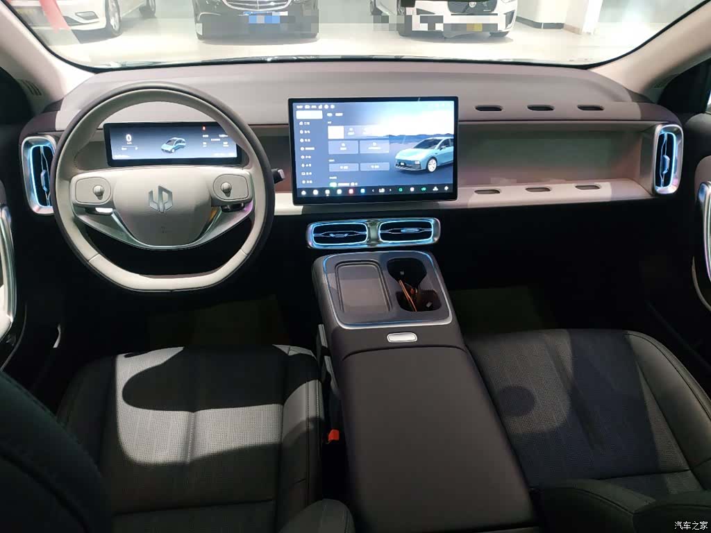 Leapmotor B01, 2025 10