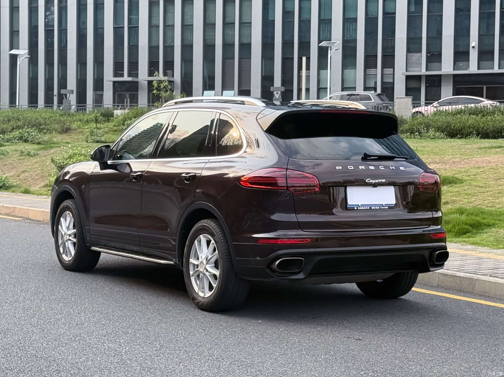 Porsche Cayenne, 2016 9