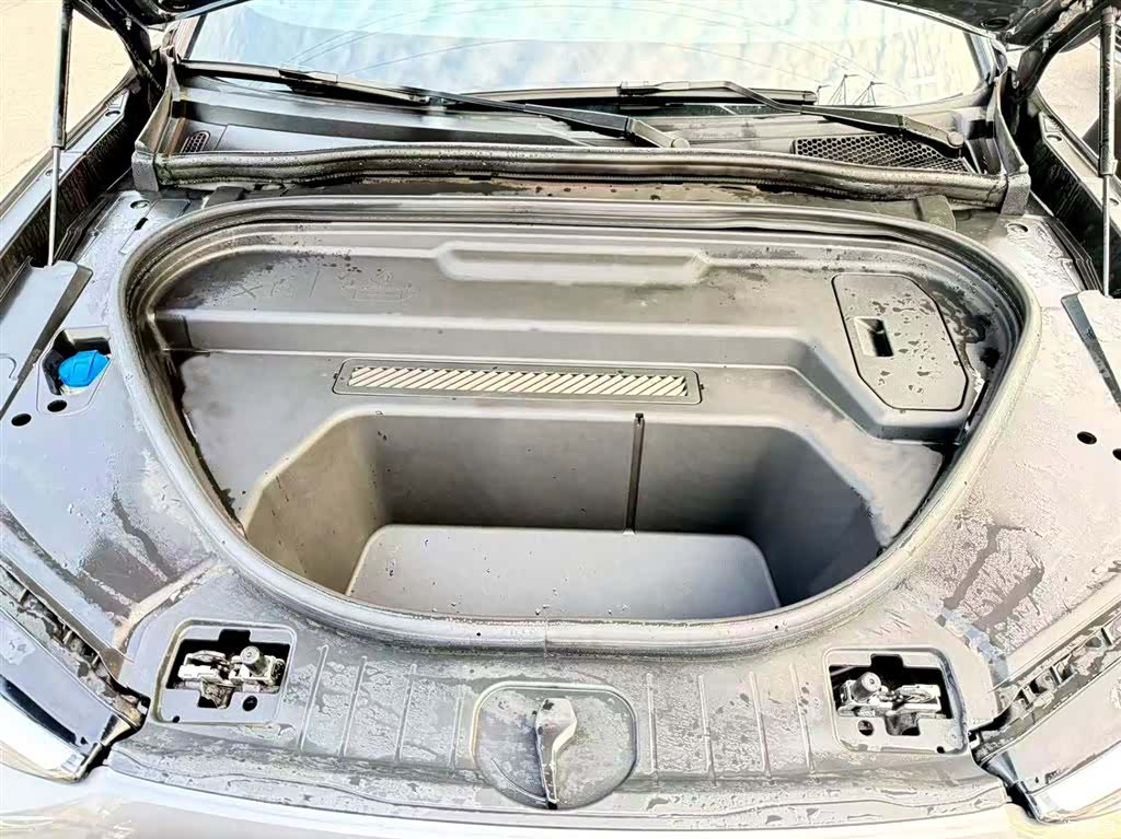 Audi e-tron, 2025 3