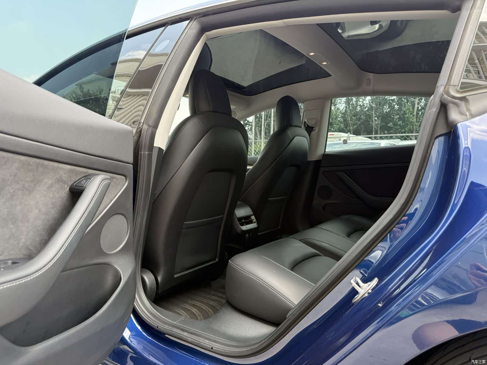 Tesla Model 3, 2021 10