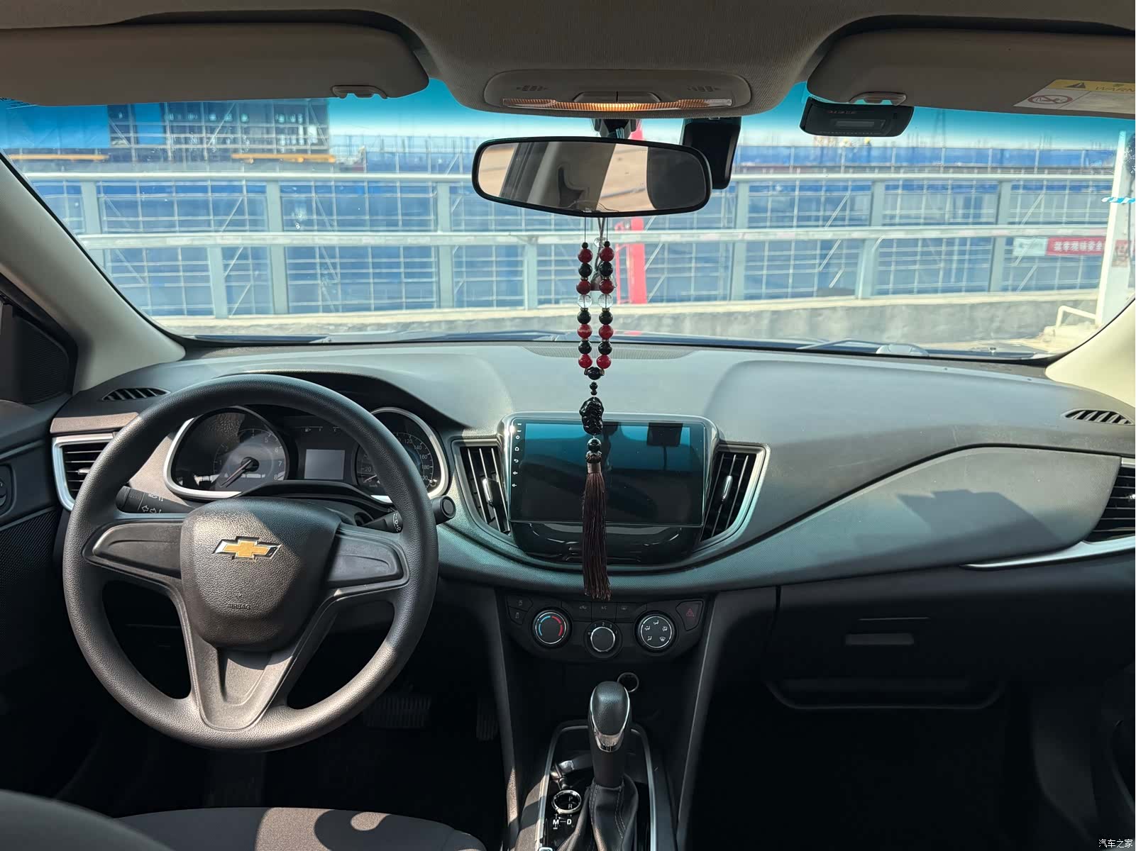Chevrolet 320, 2017 4