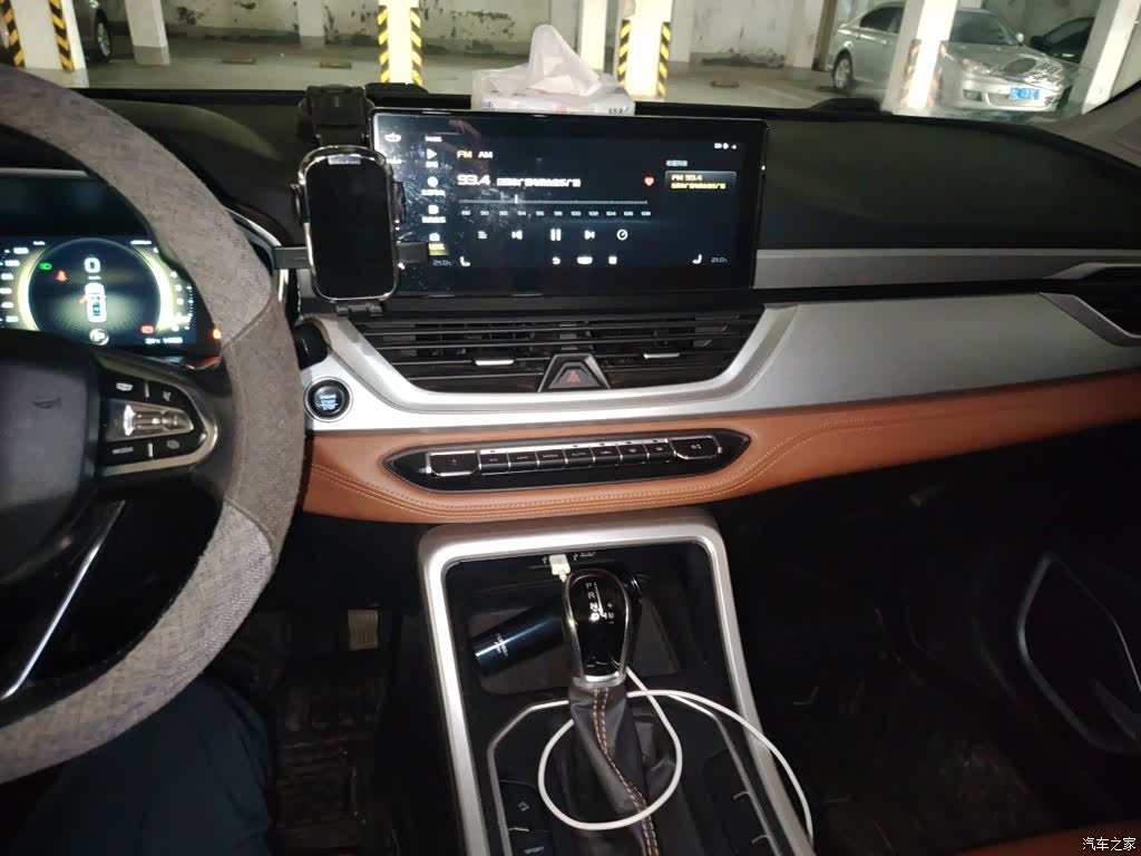 Geely X6, 2020 6