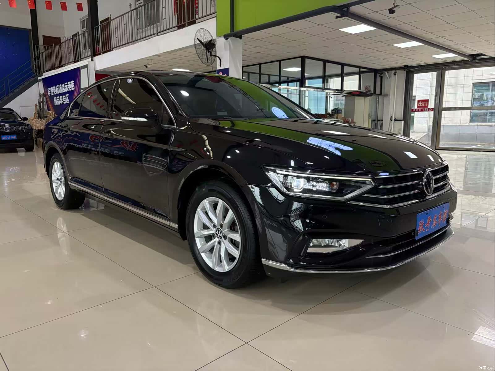 Volkswagen Magotan, 2021 3