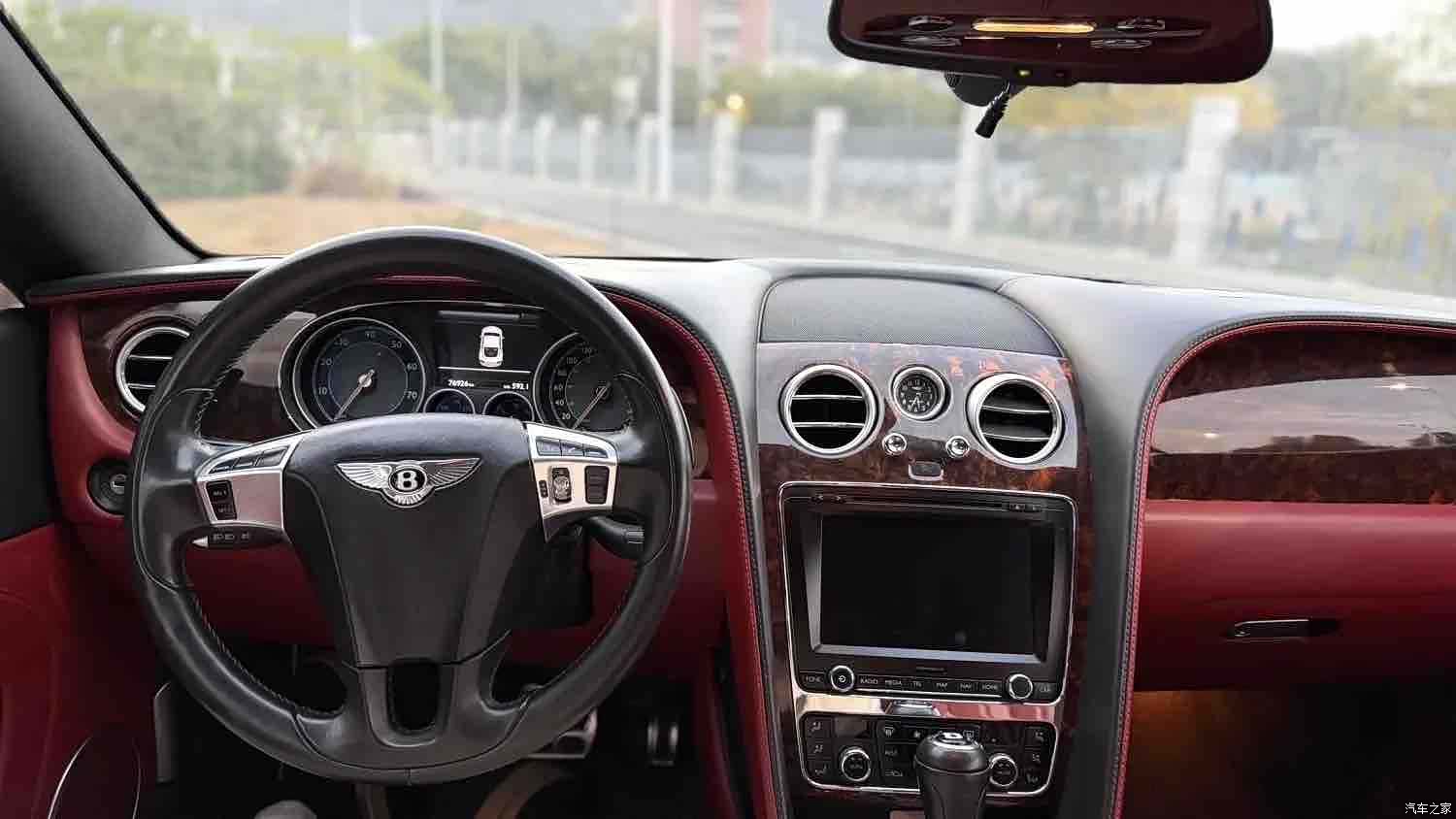Bentley Continental GT, 2014 10