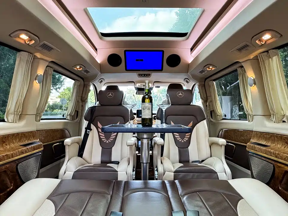 Mercedes-Benz V-class