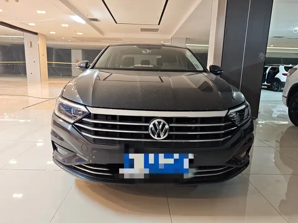 Volkswagen Sagitar