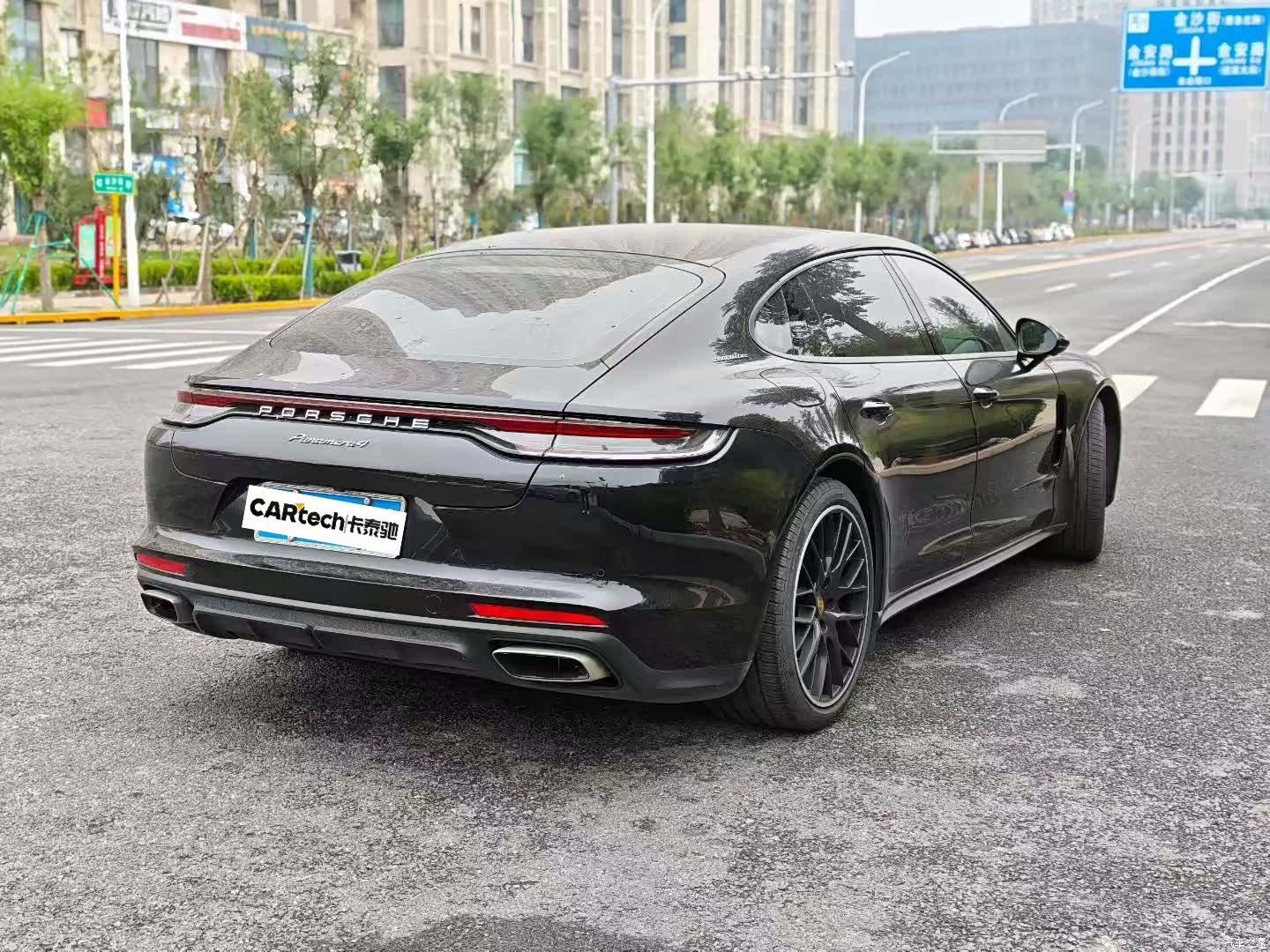Porsche Panamera, 2022 7