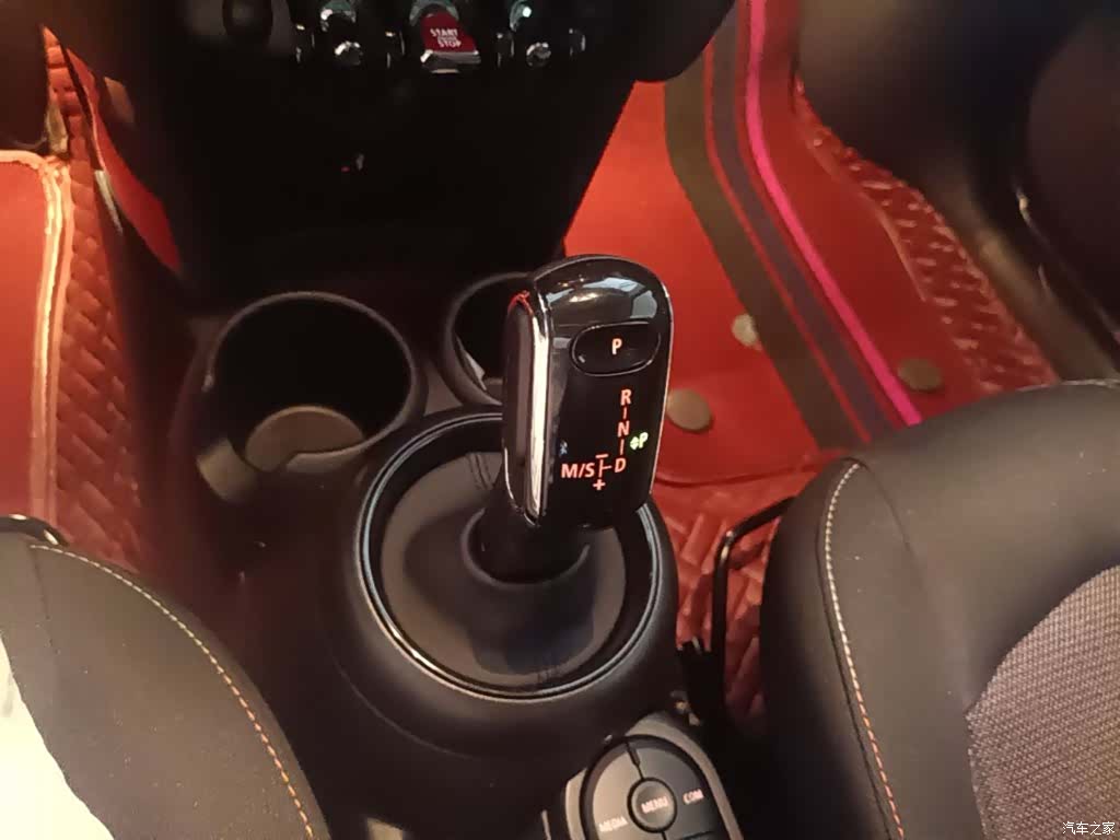Mini ONE, 2023 14