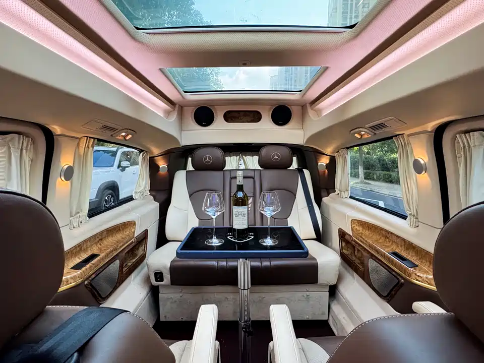 Mercedes-Benz V-class