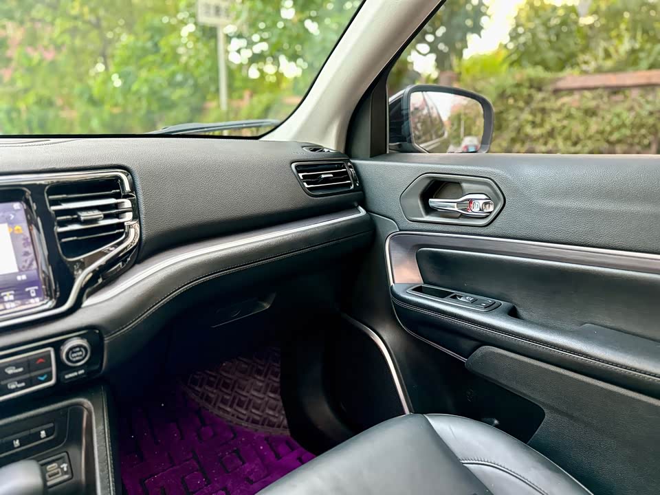 Jeep Grand Commander