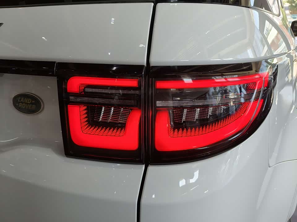 Land Rover Discover sports