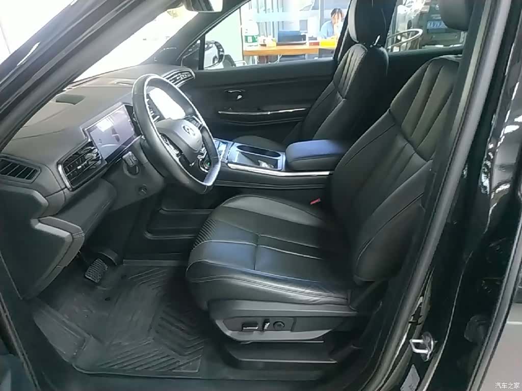 NIO ES8, 2022 15