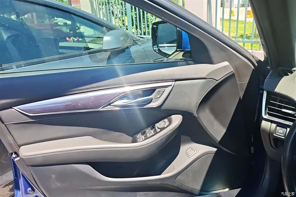 Cadillac CT5, 2020 7