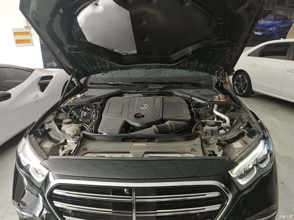 Mercedes-Benz E-Class, 2025 20