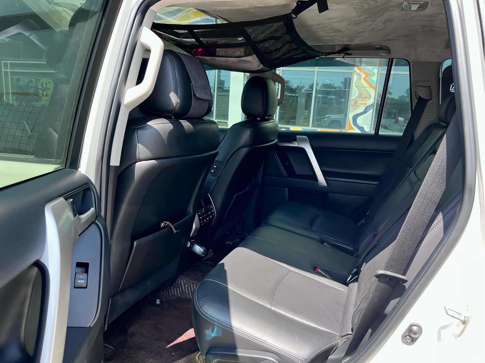 Toyota Prado, 2017 15