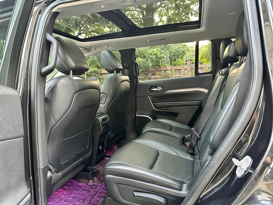 Jeep Grand Commander