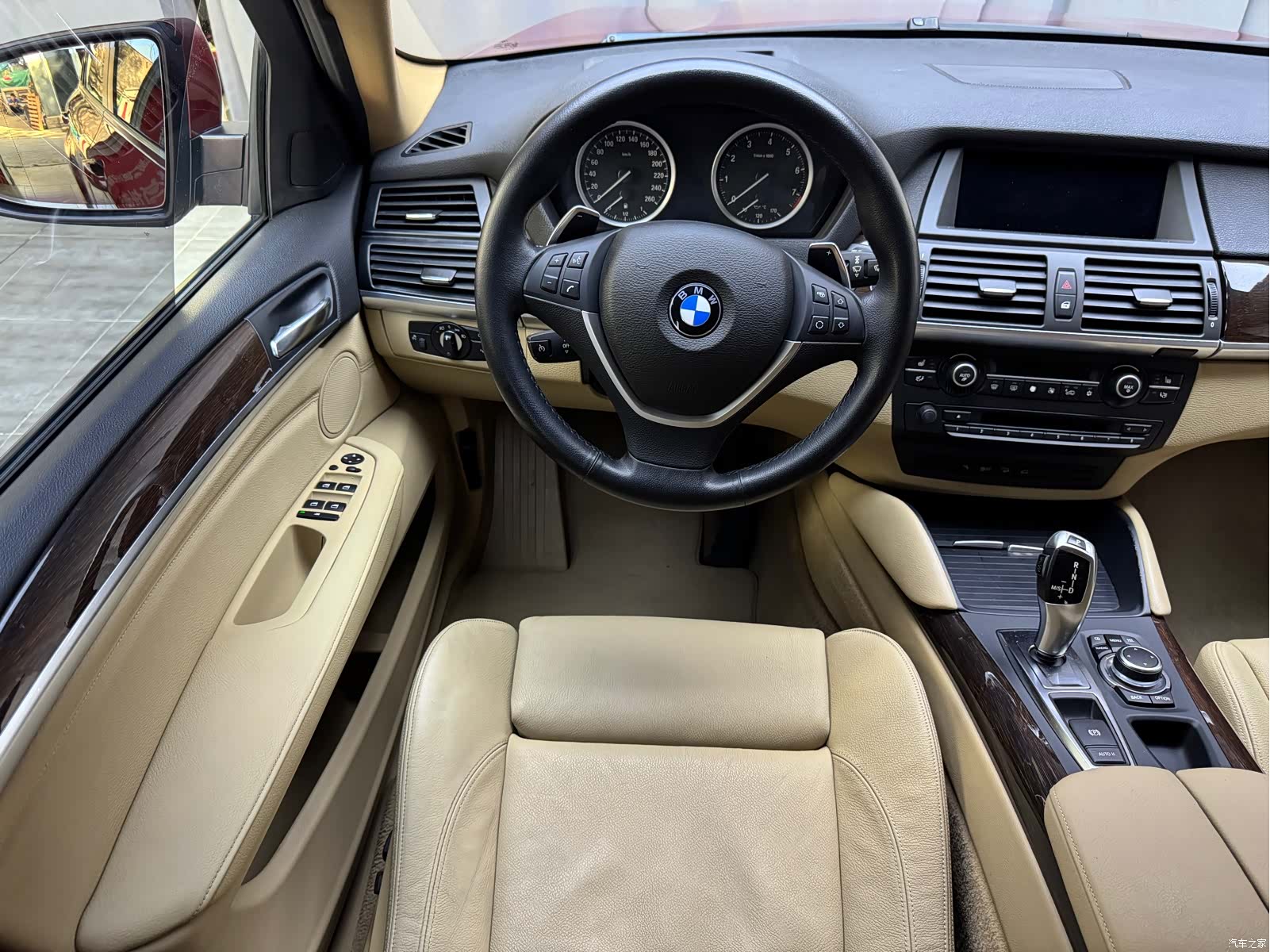 BMW X6, 2011 11