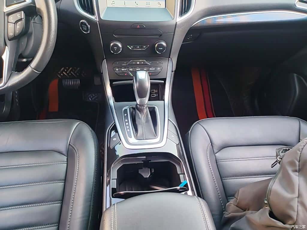 Ford Edge, 2019 14