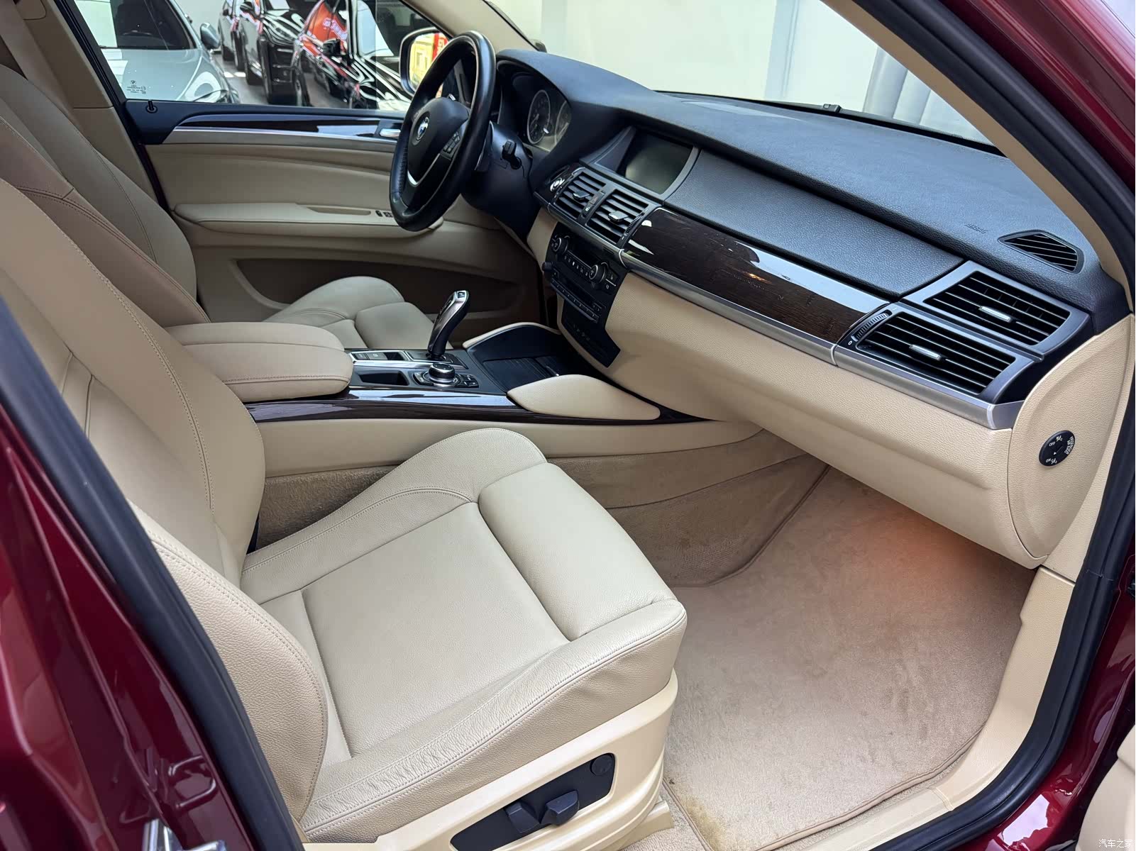 BMW X6, 2011 16