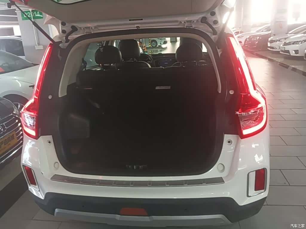 Geely X6, 2017 19