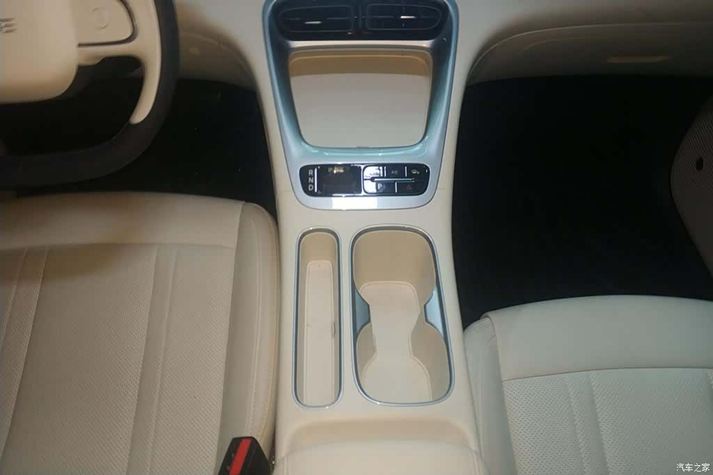 Geely Xingyuan, 2025 16