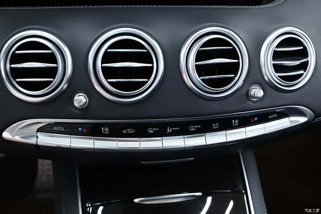 Mercedes-Benz S-Class, 2019 10